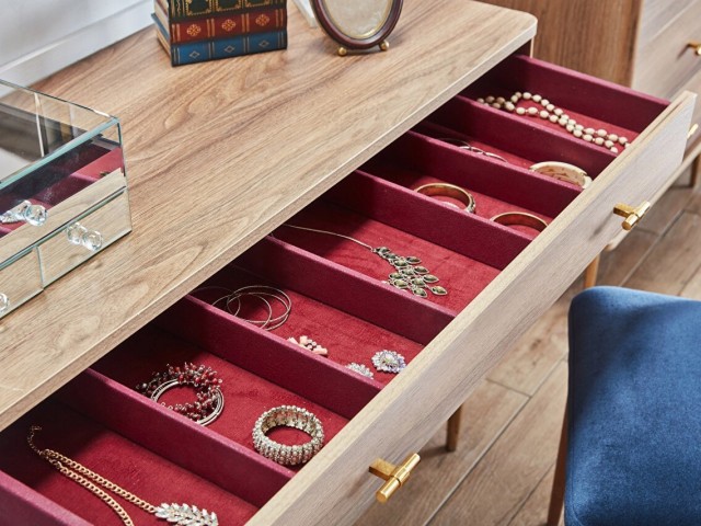 Betty Yatak Odası Takımı